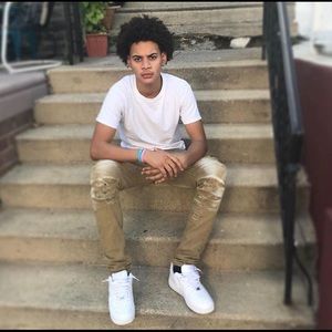 Meet your Posher, Robbie